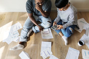 how to stop getting in debt